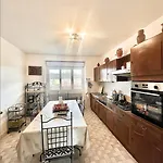 Appartement Lacaze D Aveyron Toulonjac