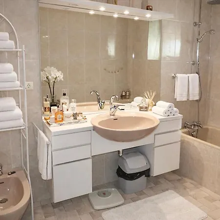 Apartman Lacaze D Aveyron Toulonjac